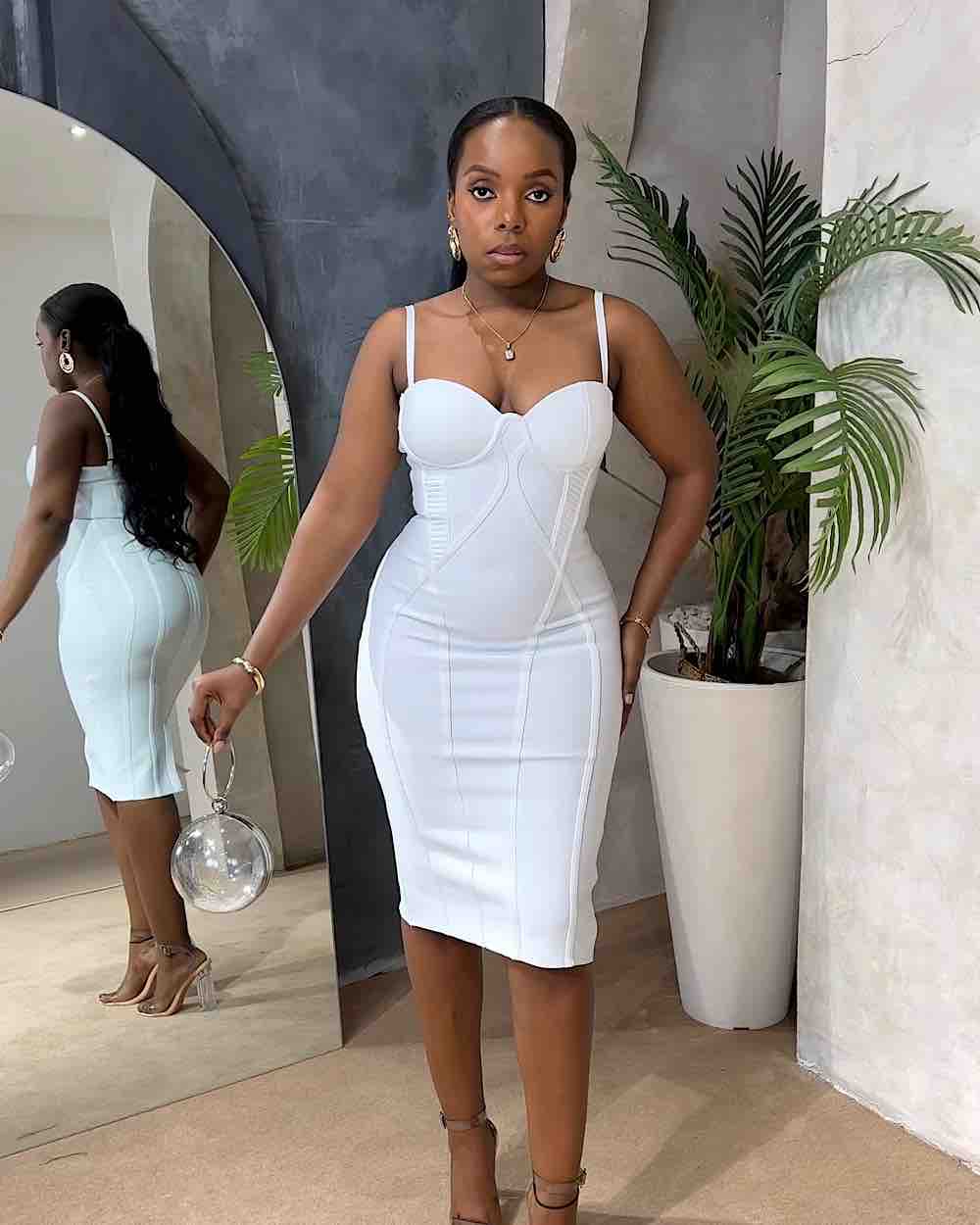 Long white 2024 bandage dress